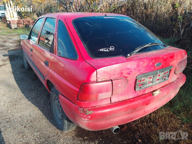 Форд Ескорт 1.8ТД на части, снимка 3 - Автомобили и джипове - 53208334