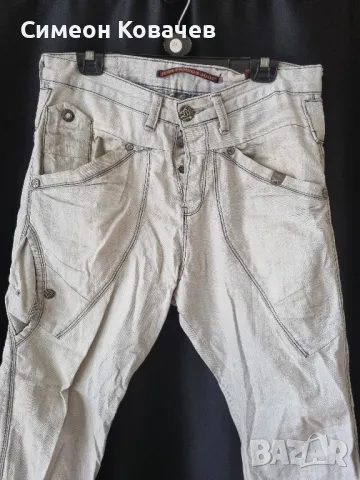 Стилни мъжки дънки с много детайли, снимка 1