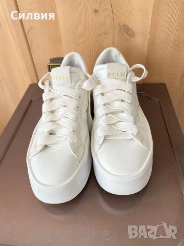 Guess маратонки от естествена кожа