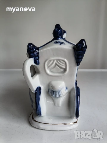 Порцеланова, английска статуетка на принцеса в карета с кочияш ., снимка 6 - Статуетки - 50853849