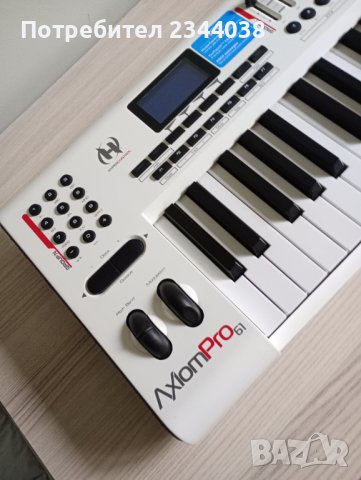  M-Audio Axiom Pro 61 Key USB , снимка 2 - Други - 42326038