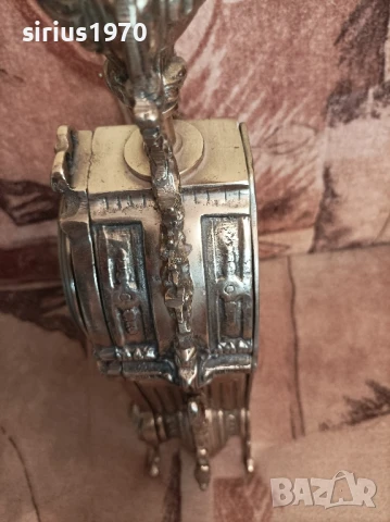 бароков месингов часовник работещ, снимка 2 - Стенни часовници - 50476081