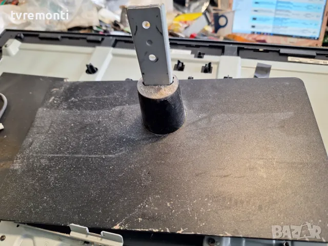 оригинална стойка телевизор TOSHIBA модел 32W2333D, снимка 2 - Стойки, 3D очила, аксесоари - 48239829