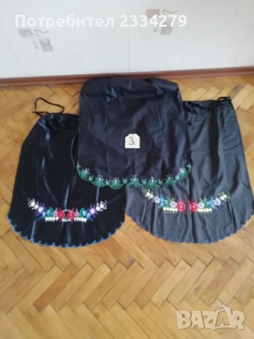 Стари неизползвани престилки изработени ръчно. Престилка фъкана бродерия, жълт вълнен плат. я , снимка 7 - Антикварни и старинни предмети - 51550513