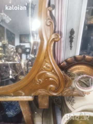 Масивно резбовано огледало от тоалетка. Всичко е ръчна изработка. Размери от снимките. Цена 250 лв и, снимка 4 - Колекции - 51491474