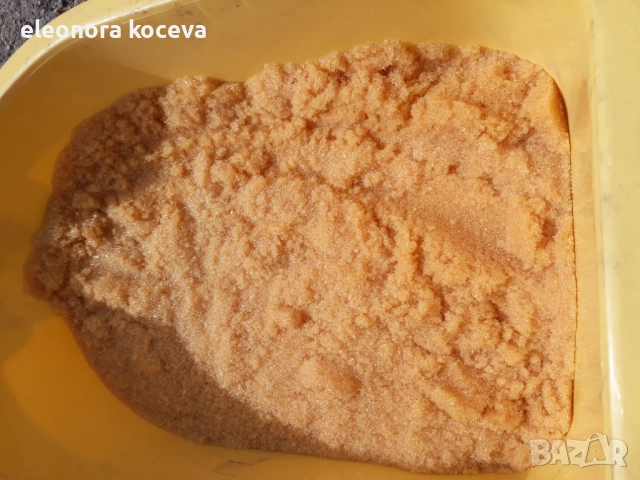 Фин декоративен златен пясък