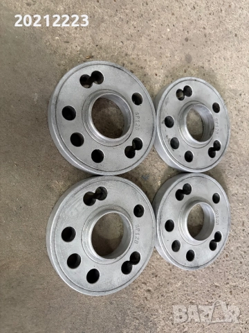 4 броя фланци за Fiat 500,Abarth, снимка 2 - Аксесоари и консумативи - 52812947