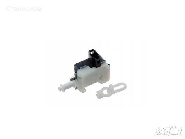 Моторче за заключване на багажник за Audi A2, Audi A4 B6 – 8E5962115B