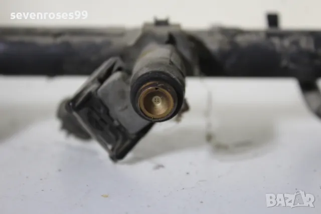 Горивна рейка с дюзи Рено Лагуна 1 1.8i Renault Laguna 1 7700107405, снимка 7 - Части - 49323404