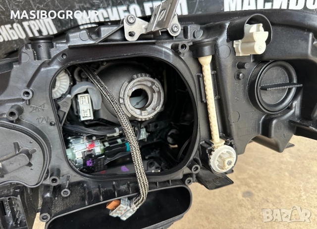 Фар десен фарове за Бмв Ф10 Ф11 Bmw 5 F10 F11 LCI, снимка 6 - Части - 51686399