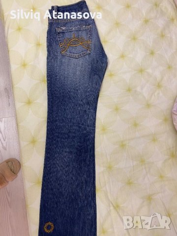 Дамски дънки, снимка 10 - Панталони - 26852371