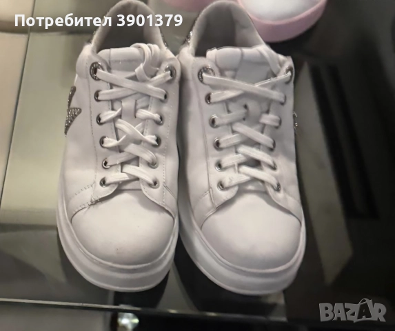 Продавам Дамски Маратонки KARL LAGERFELD 