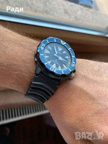 Seiko Blue Monster часовник