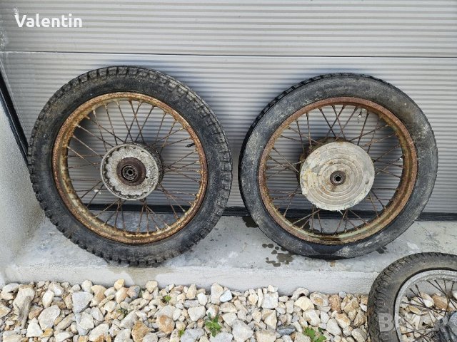 Стари колела за стари мотори, снимка 2 - Аксесоари и консумативи - 41408076