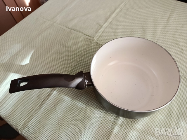 Касерола с керамично покритие