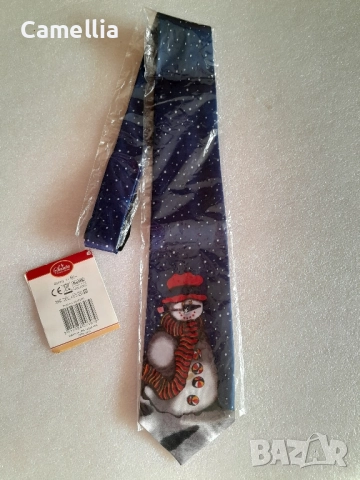Коледна вратовръзка