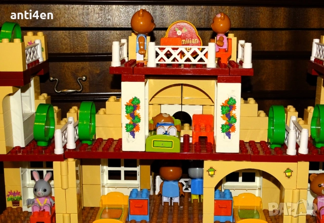 Unico Plus Maximilian Families – голяма къща/хотел с фигуркисъвместим с Лего Дупло, снимка 3 - Конструктори - 52976917