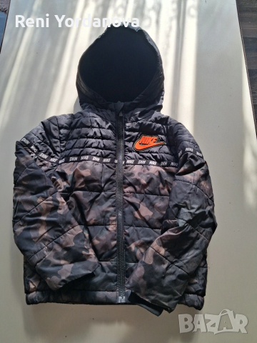 яке на Nike подходящ за момче, снимка 2 - Детски якета и елеци - 53643289