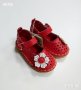 Нови детски червени обувки