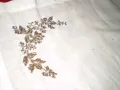 Кърпа 19 век, бродирана със златна сърма и пайети, снимка 1