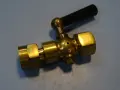 манометров щепселен кран G1/2 DIN 16261 PN25 месинг, снимка 1