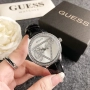 Дамски ръчен часовник Guess с кожена верижка, снимка 3