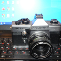 Practka MTL50+Pentacon 50/1.8 цената е с обектива, снимка 1 - Фотоапарати - 44734811
