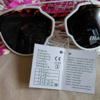 Dior дамски очила и капела , снимка 1 - Слънчеви и диоптрични очила - 41689021