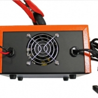 Трансформаторно зарядно устройство за акумулатори SLM 10 A, 6/12 V, 150 W, 120 Ah, снимка 12 - Аксесоари и консумативи - 24185173