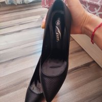 Дамски елегантни черни обувки, снимка 6 - Дамски обувки на ток - 42219322