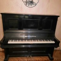 Продавам изгодно немско пиано