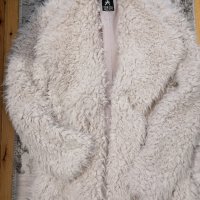 бяло дамско късо палто, снимка 1 - Палта, манта - 44243454