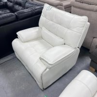 Бял кожен фотьойл с електрически релаксиращ механизъм, снимка 9 - Дивани и мека мебел - 41376668