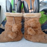 КАТО НОВИ апрески Dockers® Snow Boots original, N- 35 - 36 топли боти, ботуши, 100% естествена кожа,, снимка 4 - Дамски апрески - 39640773