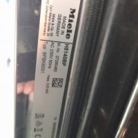 Фурна за вграждане Miele H5140BP, пиролитично чистене и пуш бутони, снимка 3 - Печки, фурни - 41756501