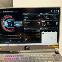 Лаптоп ASUS ROG Strix G15 144Hz, снимка 12 - Лаптопи за игри - 44526934
