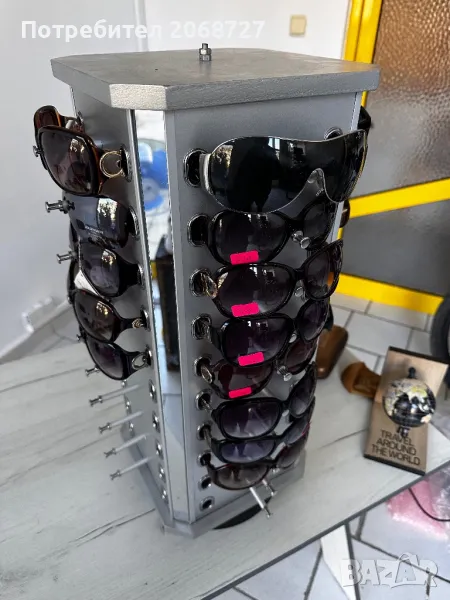 Стойка за очила, снимка 1