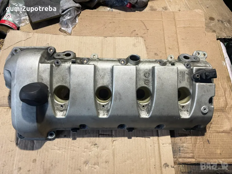 Капак на Клапани Лява Страна 94810513603 Porsche Cayenne 957 4,8 V8, снимка 1