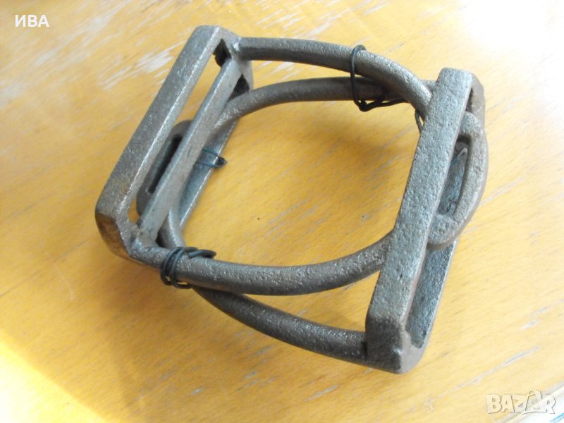 Чифт стоманени стремена – ІІ-ри вид., снимка 1