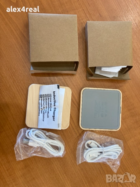 Продавам два броя нови безжични зарядни за мобилни телефони - 10 лева за брой, снимка 1