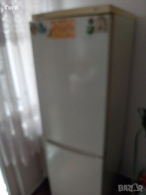 Хладилник LIEBHERR с фризер, снимка 1