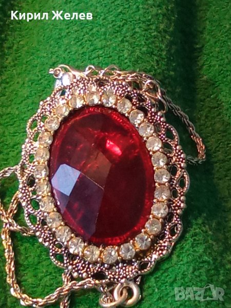 AVON ПОСРЕБРЕНО КРАСИВО СКЪПОЦЕННО КОЛИЕ ФАСЕТИРАН ЦВЕТЕН БОХЕМСКИ КРИСТАЛ 12579, снимка 1