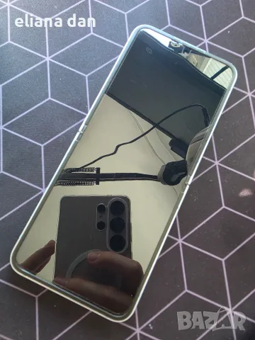 Продавам Samsung Z Flip 6, снимка 2 - Samsung - 56138978