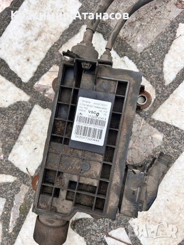 46300-05030. Електронна ръчна спирачка за Тойота Авенсис T27. Дизел. 2009-2015г, снимка 2 - Части - 52889400