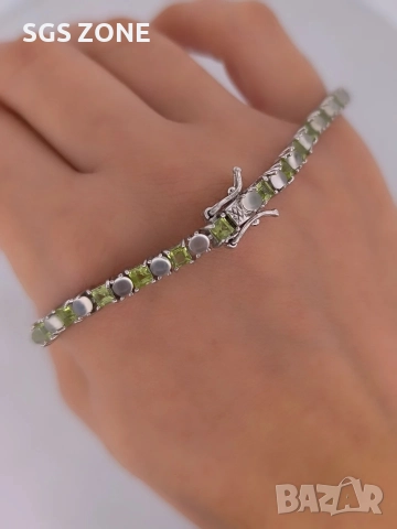 Ръчно изработена сребърна гривна с перидот и лунен камък, снимка 2 - Гривни - 52575999