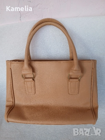 Бежова чанта, снимка 3 - Чанти - 52178656