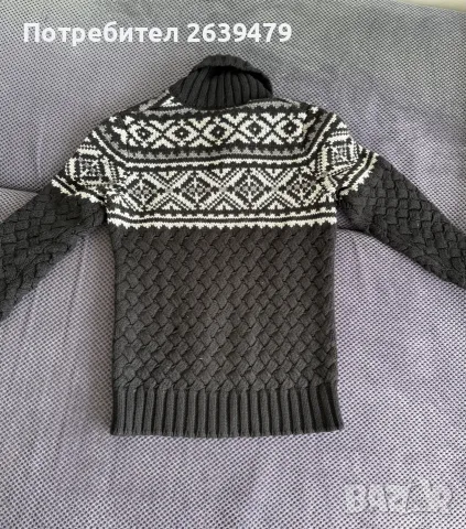 Пуловер Sisley 50% вълна, снимка 2 - Пуловери - 56180720