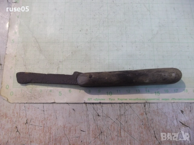 Ножка стара с дървени чирени, снимка 2 - Колекции - 53135115