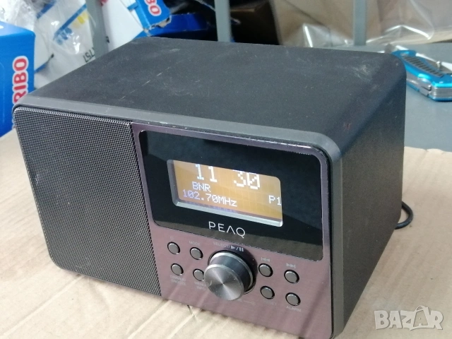 FM/DAB радиоприемник PEAQ PDR160BT-B