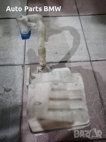 Казанче течност чистачки VW Touran Фолкслаген Туран Тоуран Туаран